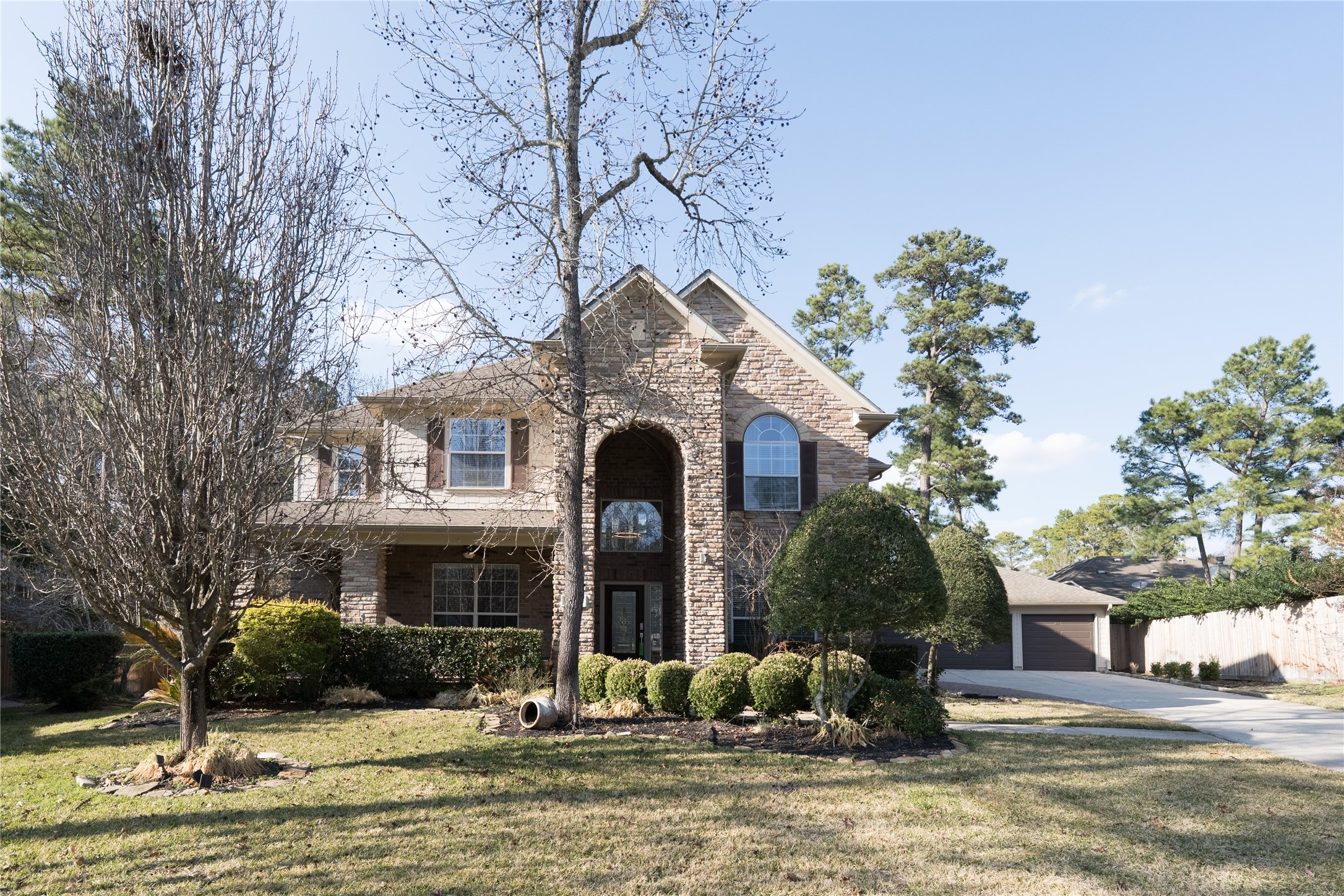 22 Regan Court Spring, TX 77382 - Photo 4 of 46