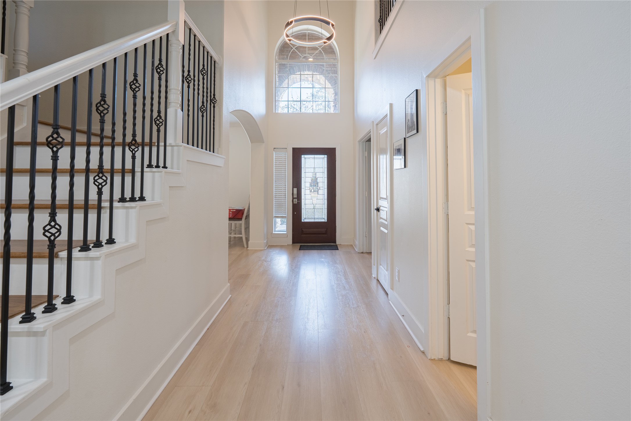 22 Regan Court Spring, TX 77382 - Photo 8 of 46