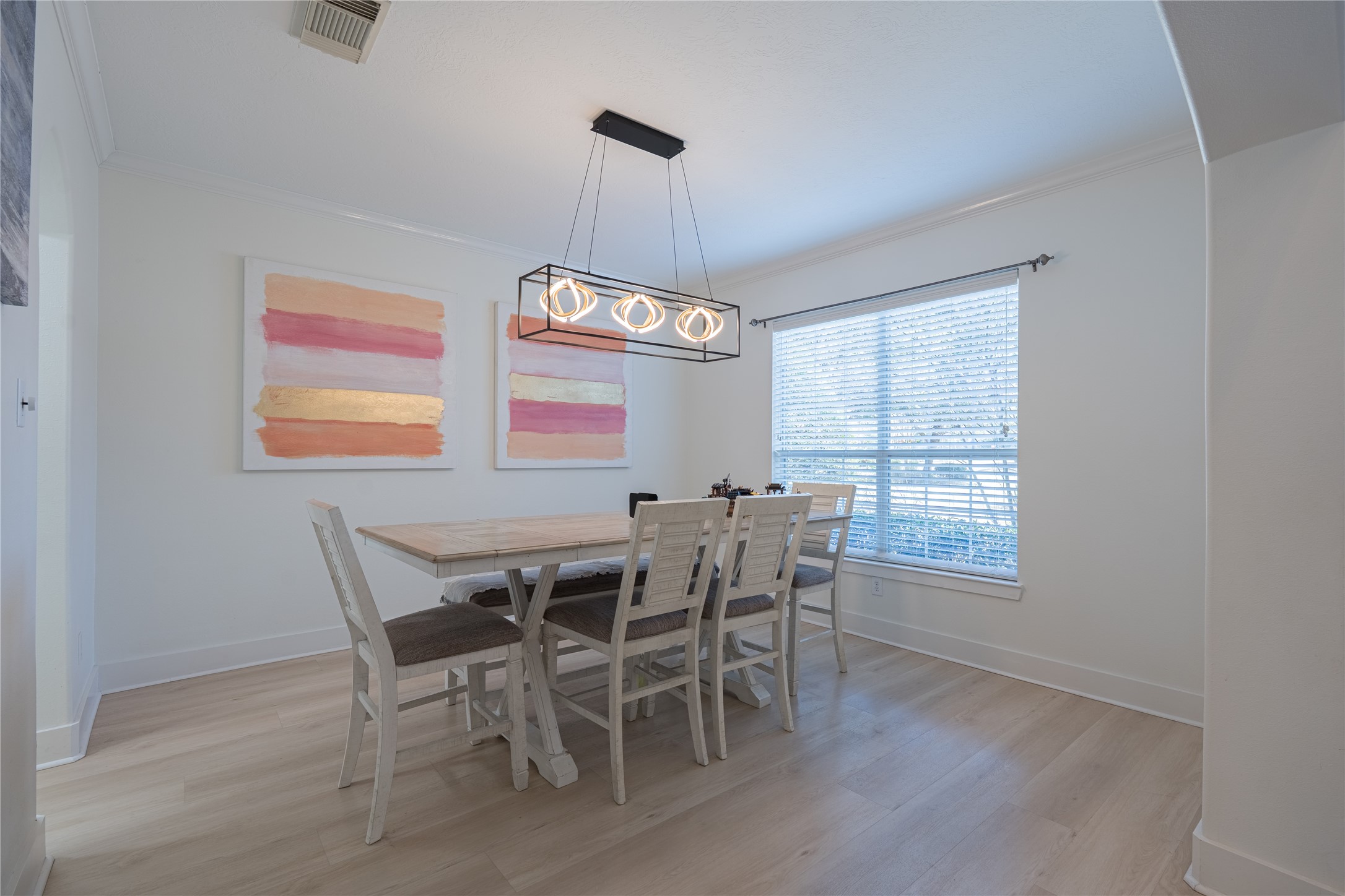 22 Regan Court Spring, TX 77382 - Photo 9 of 46