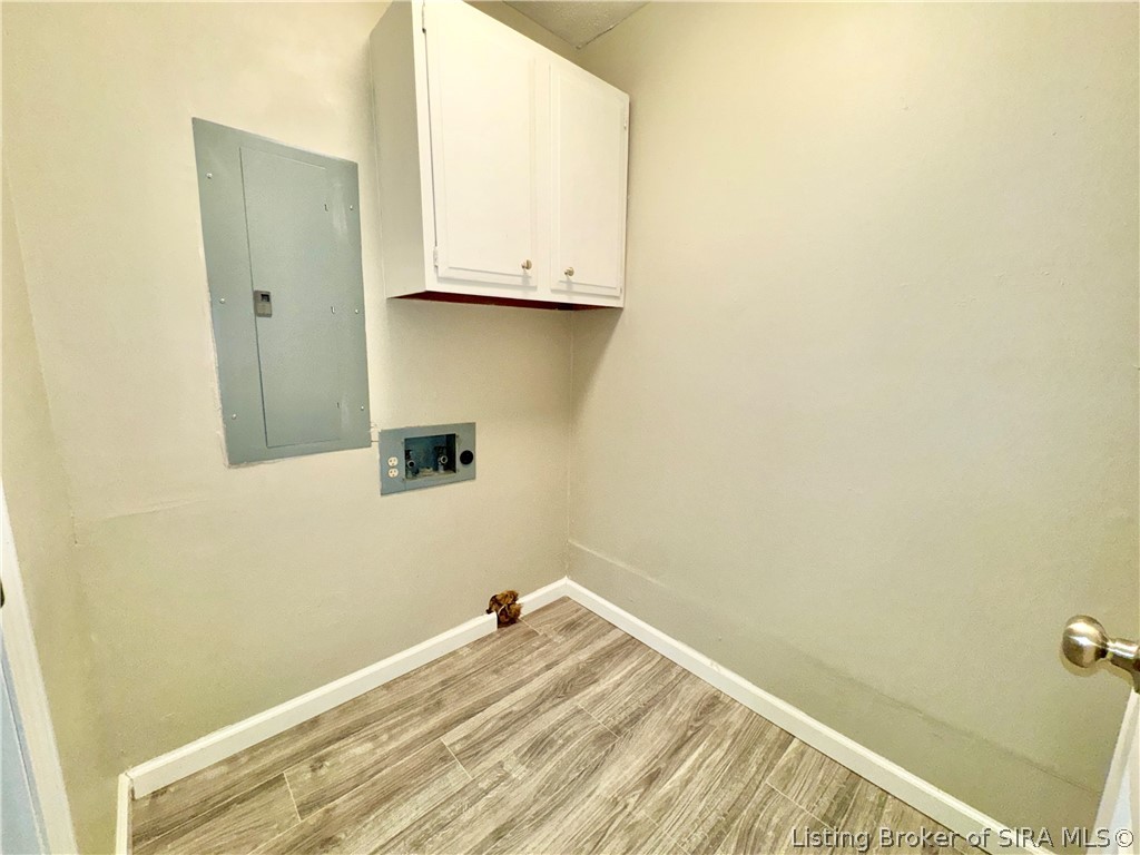 1927 West Booe Road Austin, IN 47102 - Photo 23 of 27 Laundry