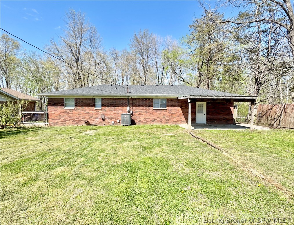 1927 West Booe Road Austin, IN 47102 - Photo 5 of 27 Rear