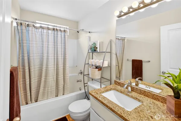 $495,000 | 2532 Aviation Drive, East Wenatchee, WA 98802