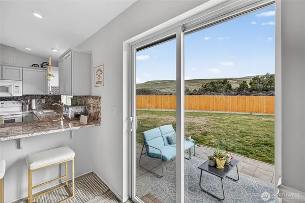 $495,000 | 2532 Aviation Drive, East Wenatchee, WA 98802