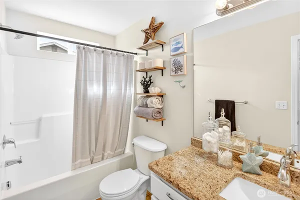 $495,000 | 2532 Aviation Drive, East Wenatchee, WA 98802