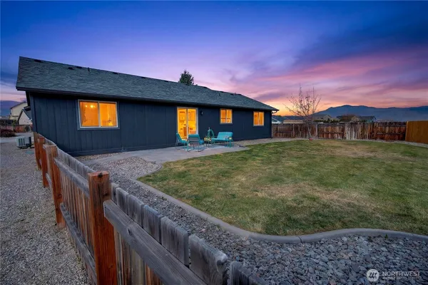 $495,000 | 2532 Aviation Drive, East Wenatchee, WA 98802