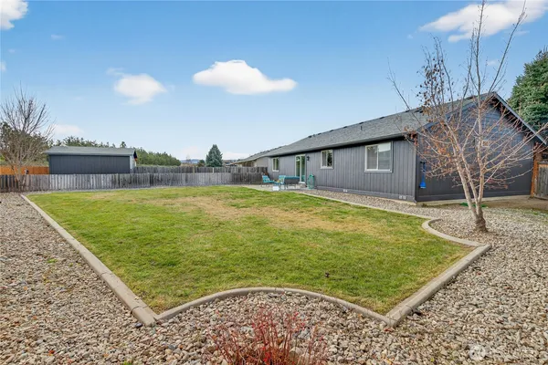 $495,000 | 2532 Aviation Drive, East Wenatchee, WA 98802