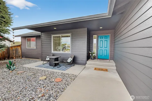 $495,000 | 2532 Aviation Drive, East Wenatchee, WA 98802