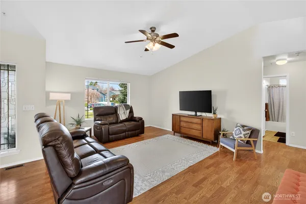 $495,000 | 2532 Aviation Drive, East Wenatchee, WA 98802