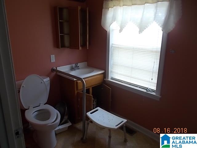 105 Allen Street Adamsville, AL 35005 - Photo 6 of 8