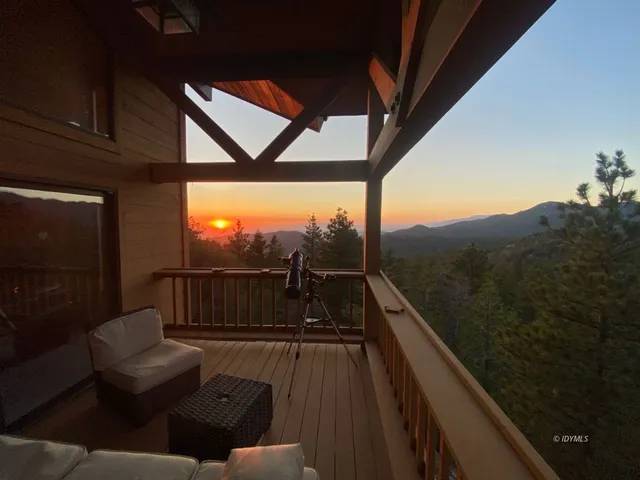 $1,295,000 | 53025 Cedar Crest Drive, Pine Cove, CA 92549