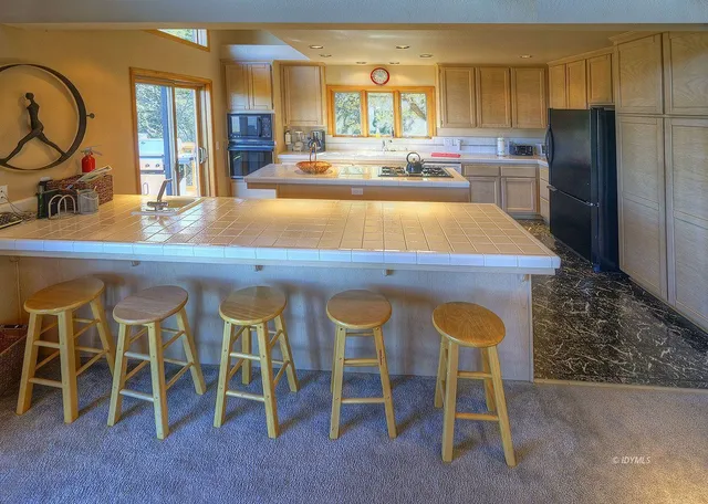 $1,295,000 | 53025 Cedar Crest Drive, Pine Cove, CA 92549