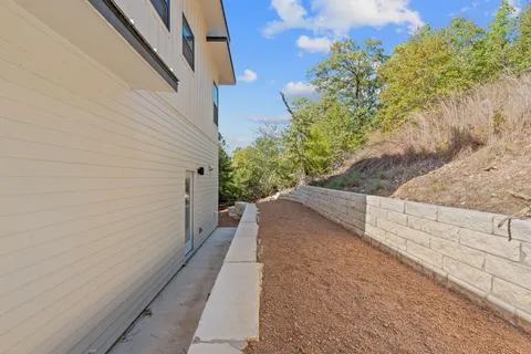 $325,000 | 143 Onini Court, Bastrop, TX 78602