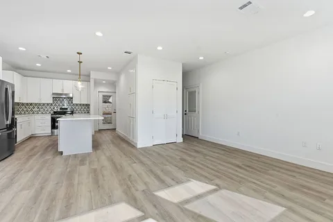 a view of an outdoor space