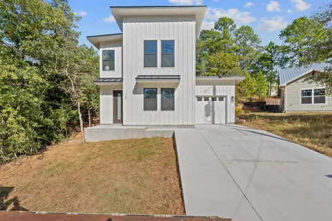 $325,000 | 143 Onini Court, Bastrop, TX 78602