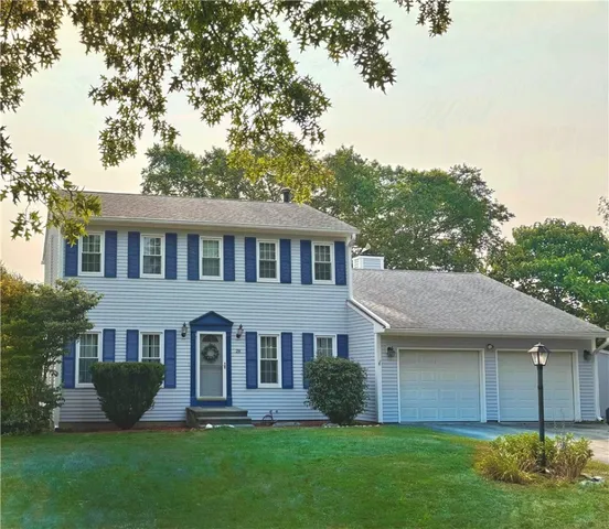 $900,000 | 28 Mast Court, Middletown, RI 02842
