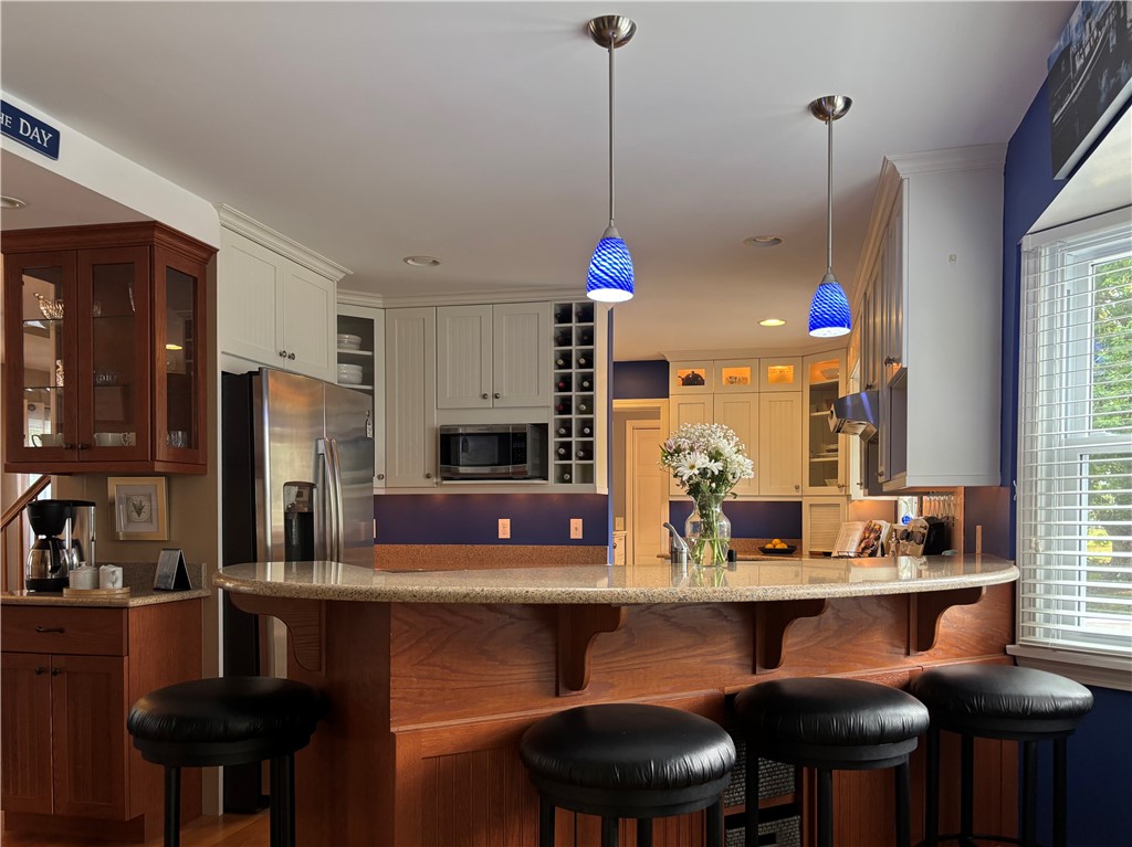 28 Mast Court Middletown, RI 02842 - Photo 33 of 36