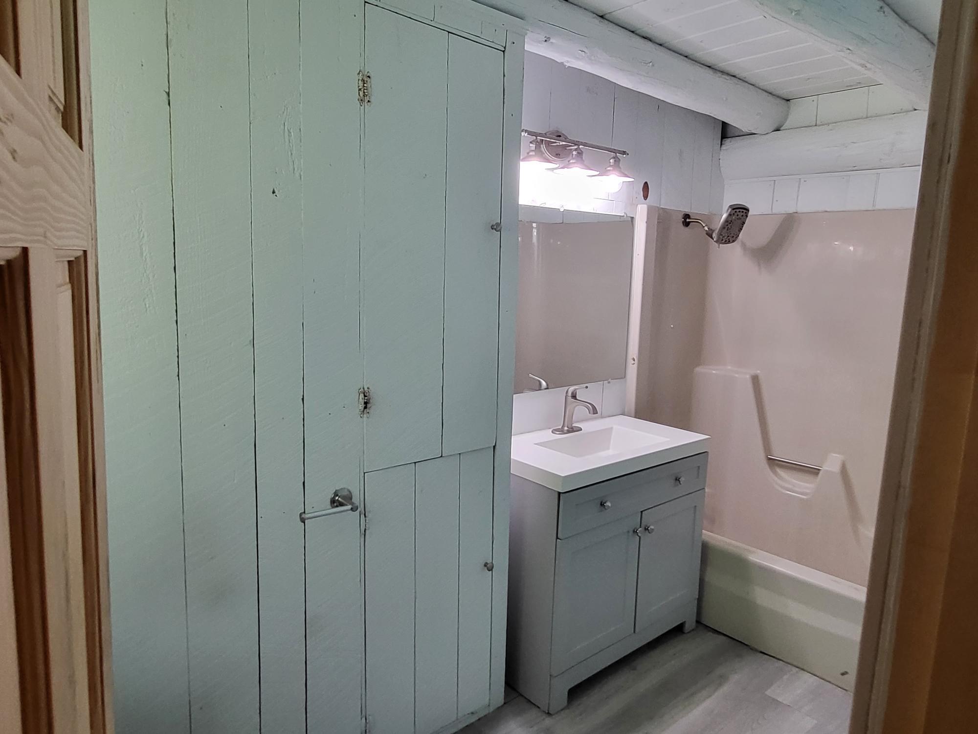301 Griffin Road Windsor, ME 04363 - Photo 11 of 28 11- Full bathroom with tub-shower combin