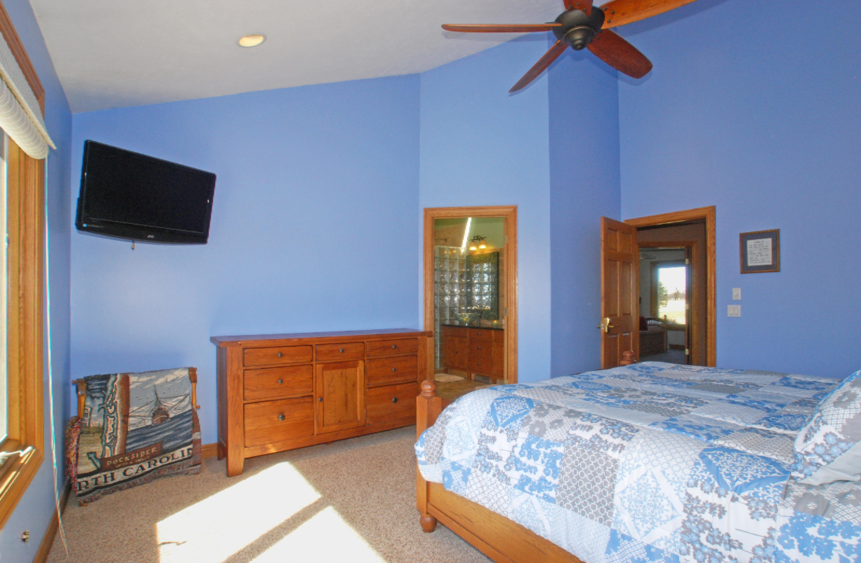 4706 Fillmore Street Jenison, MI 49428 - Photo 11 of 21 MBR.jpg