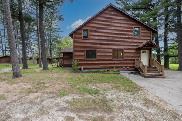 $525,000 | 930 Highway 65, Mora, MN 55051