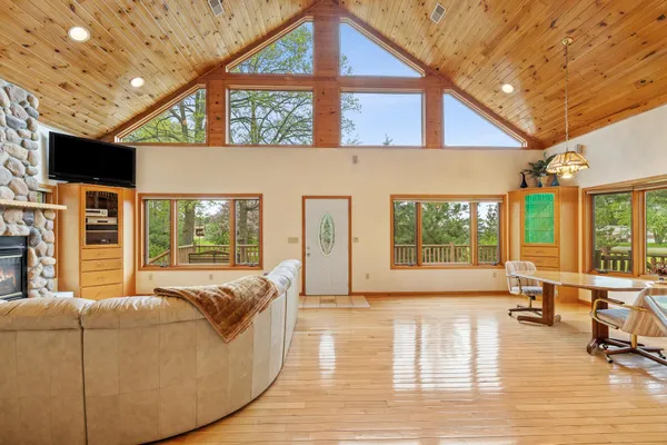 $525,000 | 930 Highway 65, Mora, MN 55051