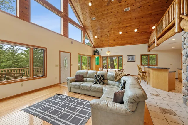 $525,000 | 930 Highway 65, Mora, MN 55051