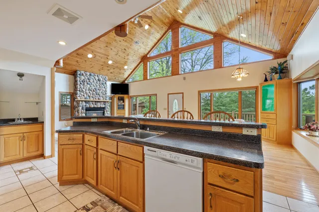 $525,000 | 930 Highway 65, Mora, MN 55051