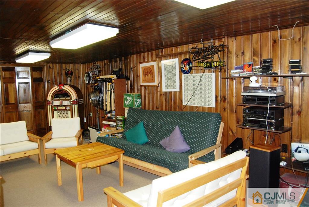 4 Celler Road Edison, NJ 08817 - Photo 10 of 12 Gallery Image 10