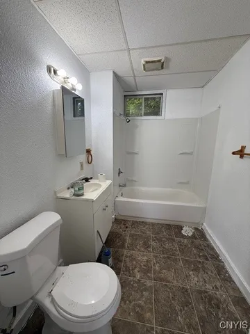 $950 | 1208 City Street, Unit 3, Utica, NY 13502