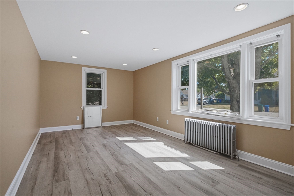 70 Riverside Avenue Attleboro, MA 02703 - Photo 13 of 42