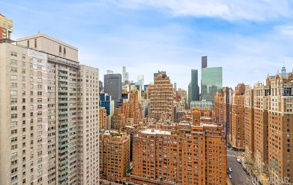 $4,600 | 330 East 39th Street, Unit 31G | Murray Hill