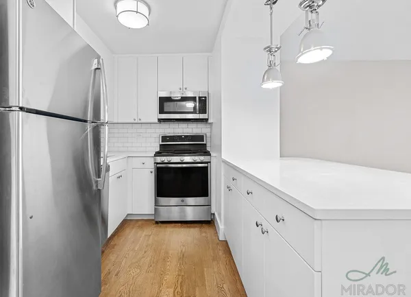 $4,600 | 330 East 39th Street, Unit 31G | Murray Hill