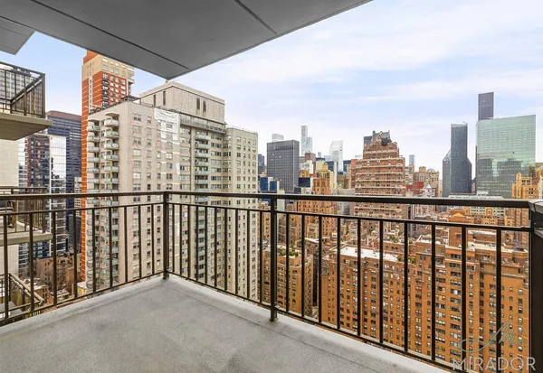 $4,600 | 330 East 39th Street, Unit 31G | Murray Hill