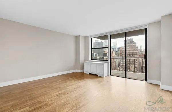 $4,600 | 330 East 39th Street, Unit 31G | Murray Hill