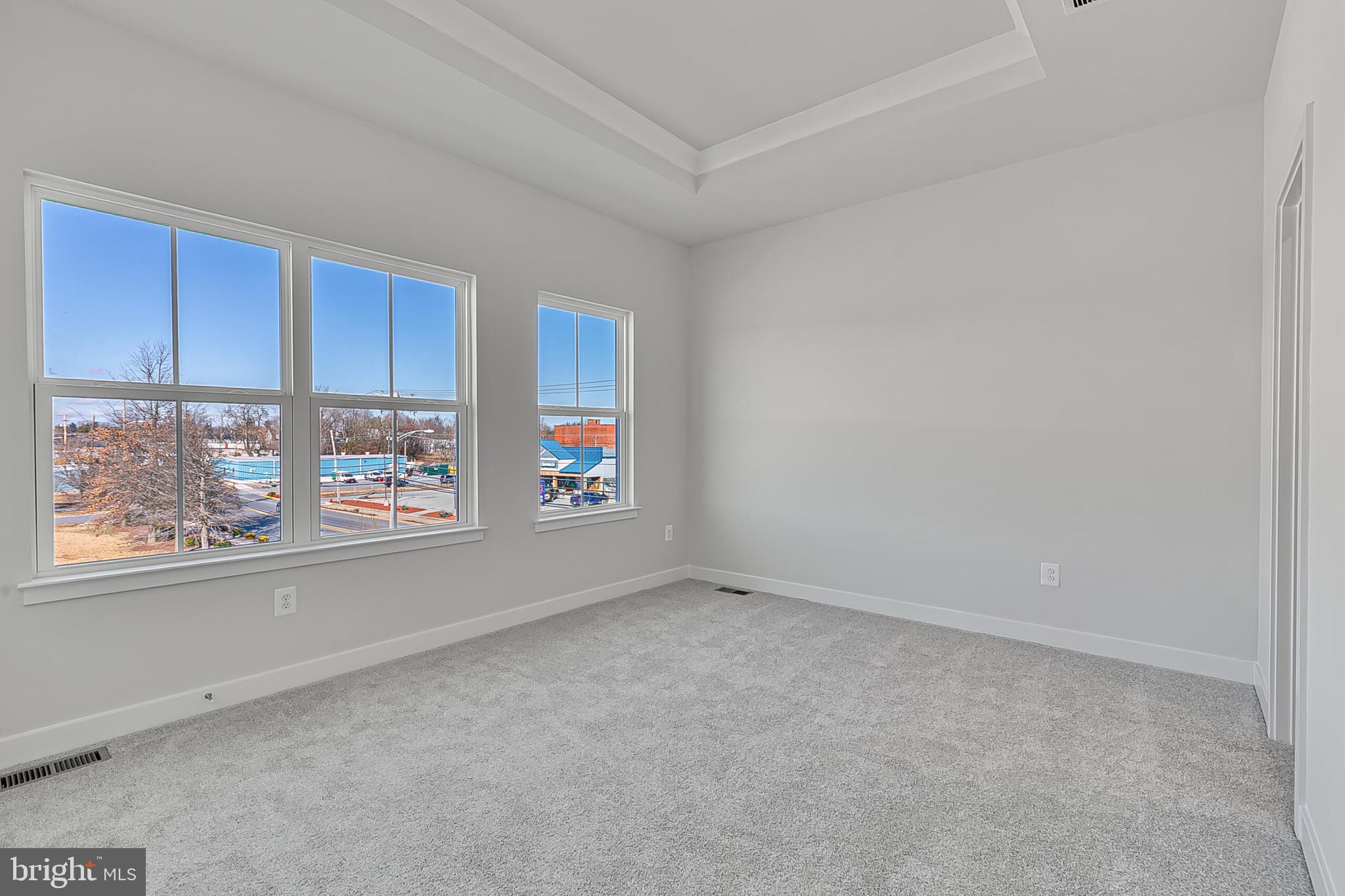 9 Oasis Avenue Ranson, WV 25438 - Photo 30 of 39 a view of an empty room with a window