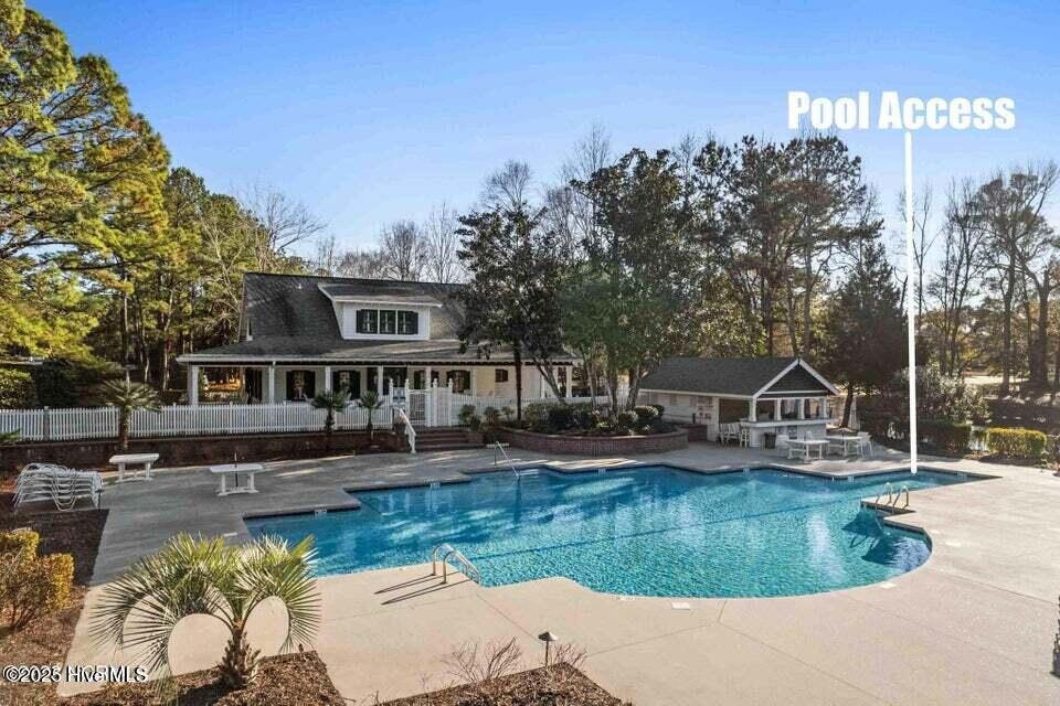 9204 Hutton Heights Way Southwest Calabash, NC 28467 - Photo 58 of 66 Pool access