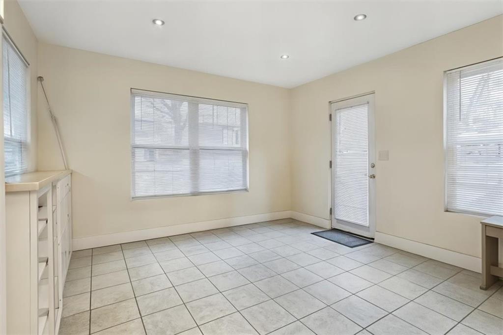 4601 State Line Road Kansas City, MO 64112 - Photo 11 of 28