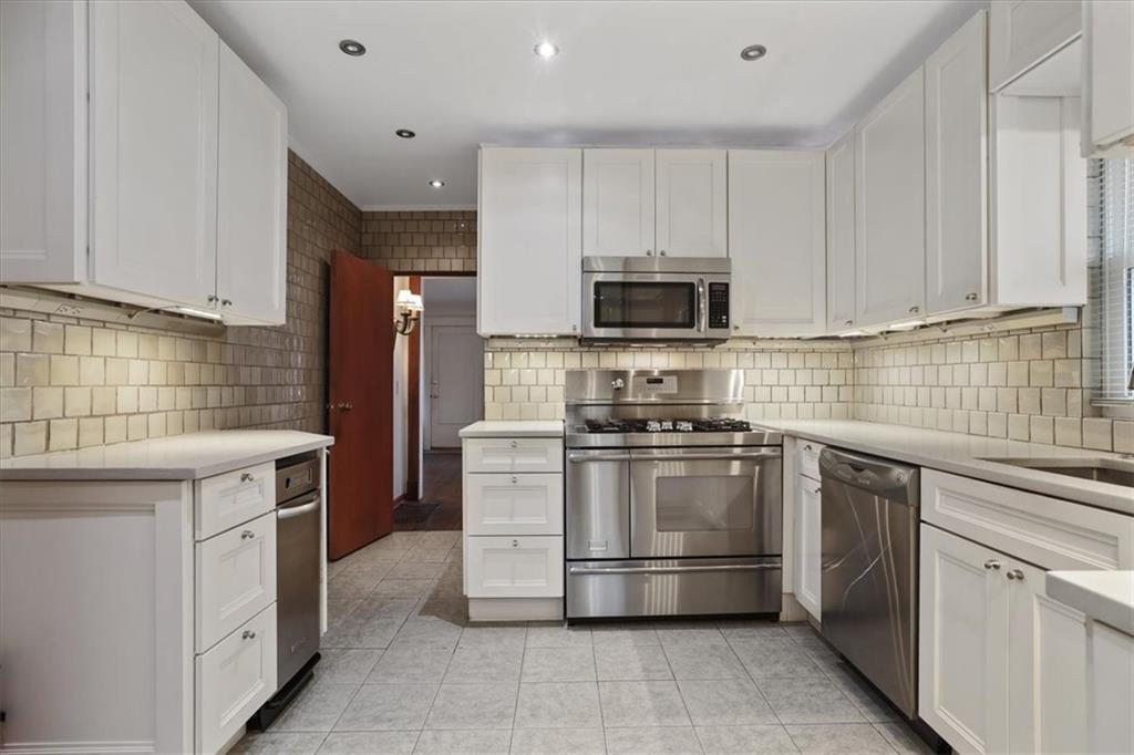 4601 State Line Road Kansas City, MO 64112 - Photo 9 of 28