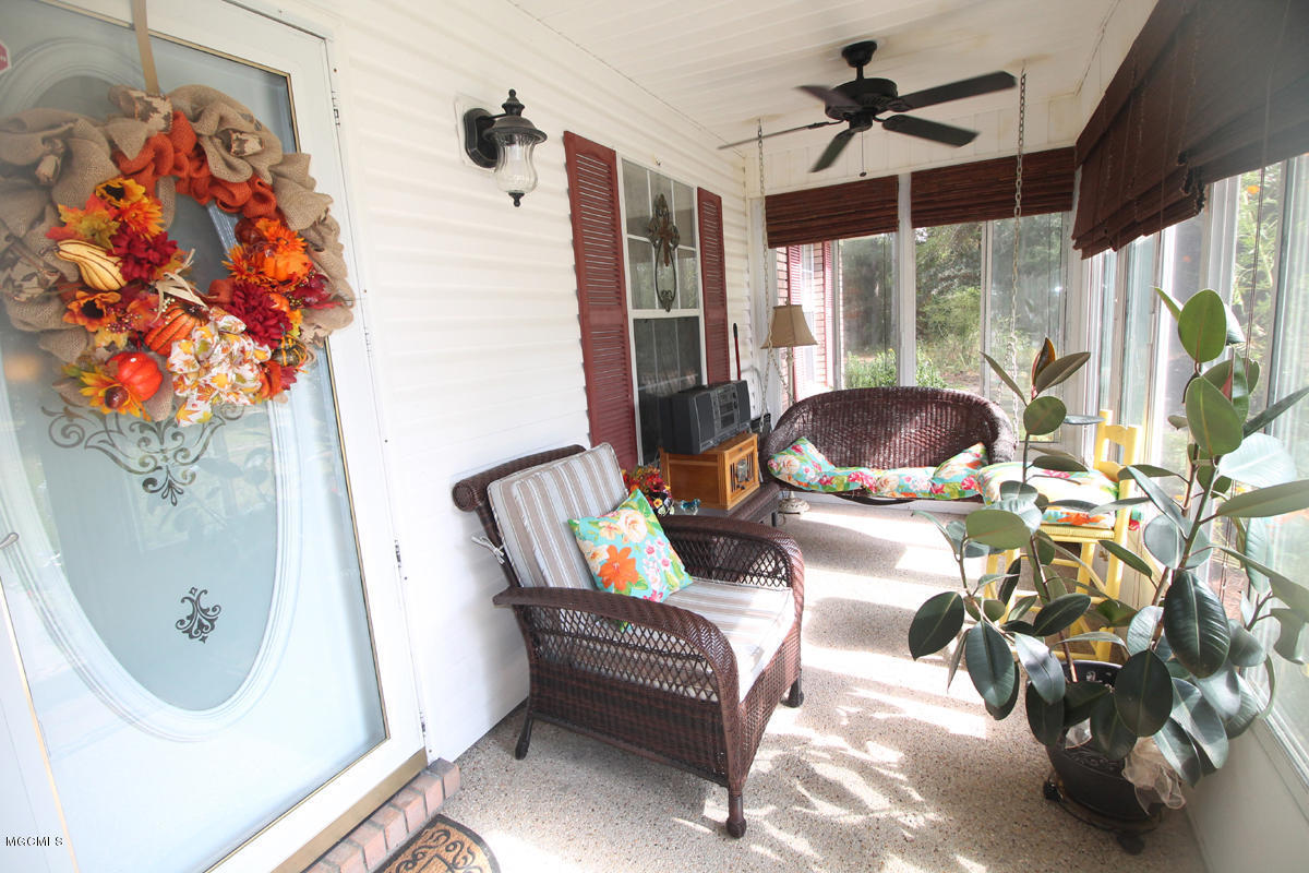 228 River Road Lucedale, MS 39452 - Photo 24 of 45 Sun Porch