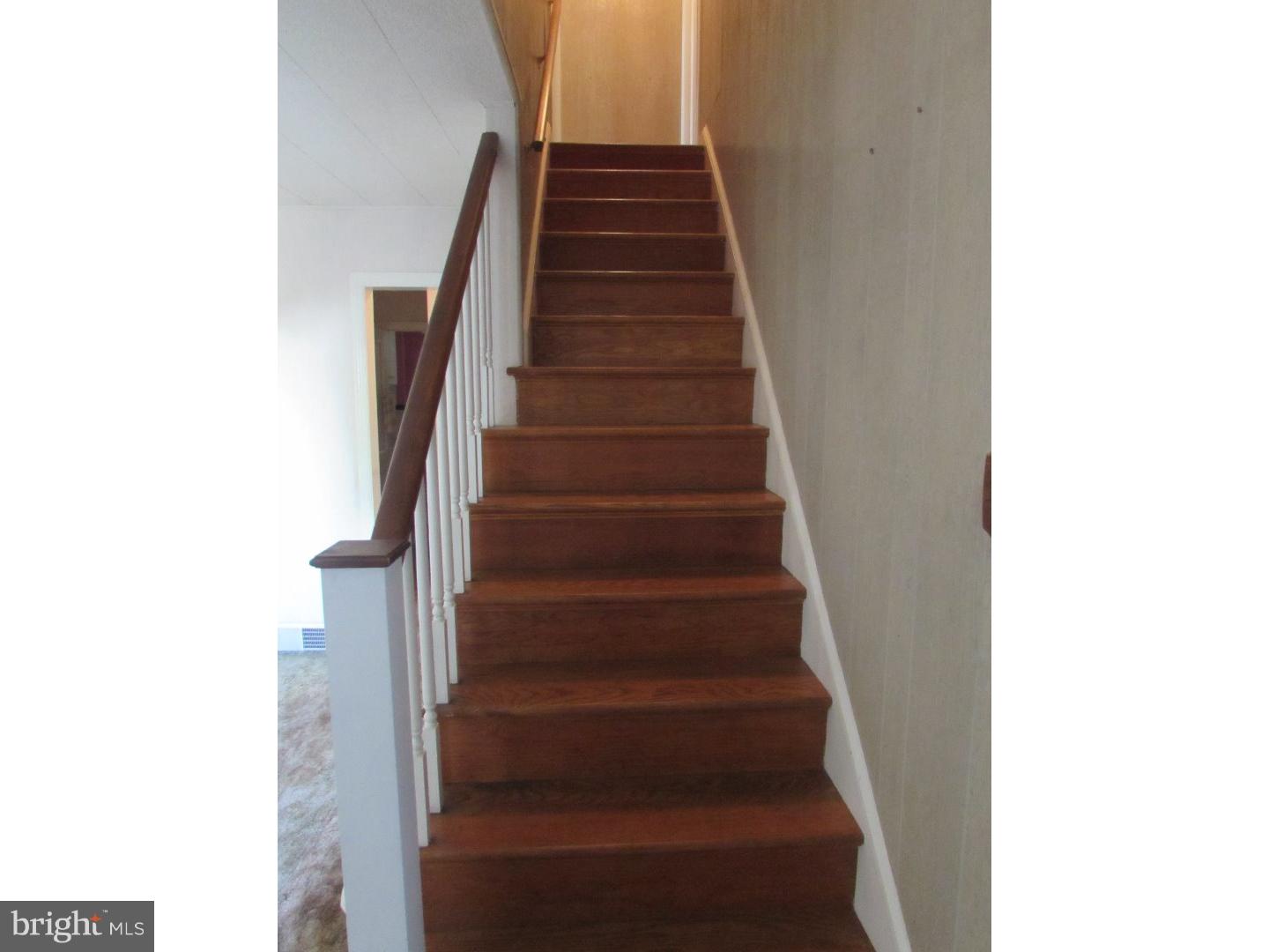 923 Village Road Folsom, PA 19033 - Photo 12 of 23 Gallery Image 12