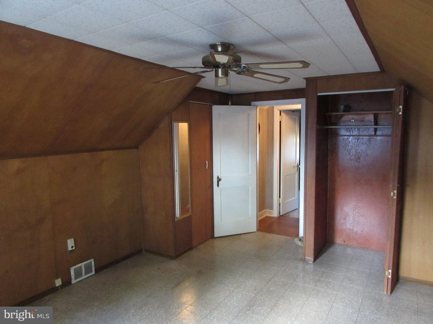 923 Village Road Folsom, PA 19033 - Photo 13 of 23 Bedroom 2