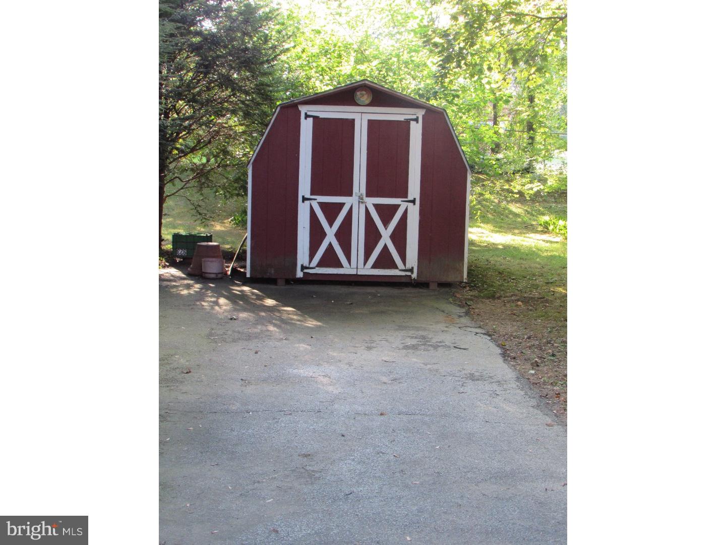 923 Village Road Folsom, PA 19033 - Photo 21 of 23 Storage Shed