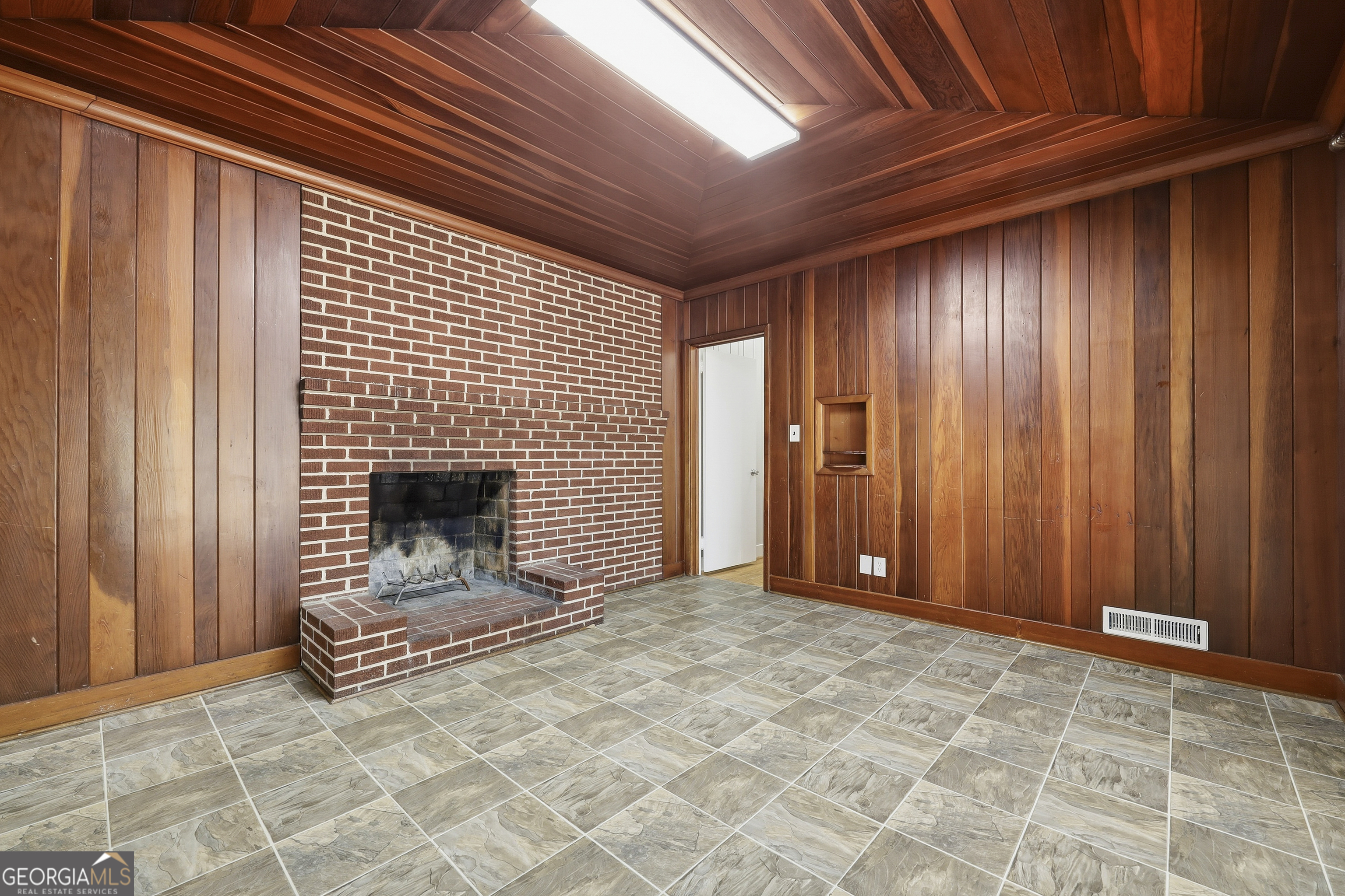 88 West New Street Winder, GA 30680 - Photo 15 of 59