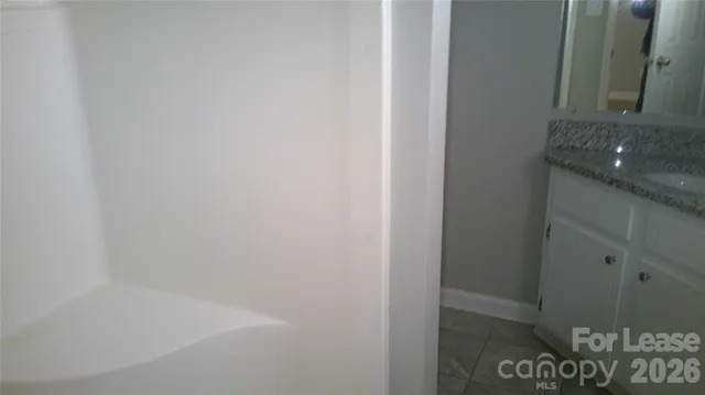 $1,595 | 3310 39th Ave Court Northeast, Hickory, NC 28601