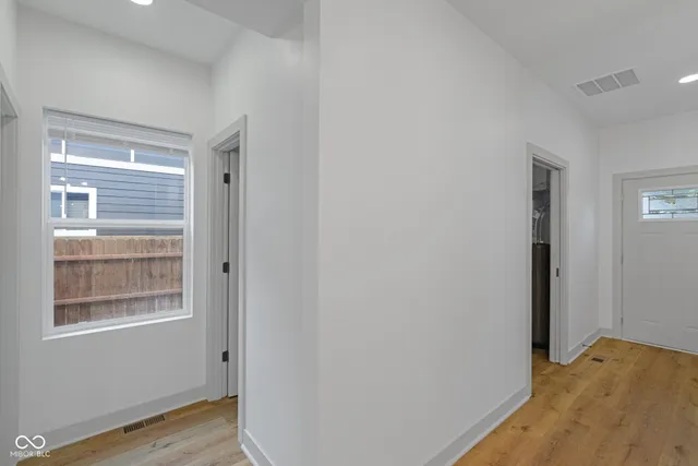 $1,850 | 35 South Bradley Avenue, Indianapolis, IN 46201