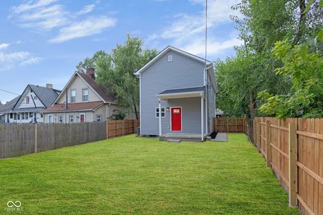 $1,850 | 35 South Bradley Avenue, Indianapolis, IN 46201