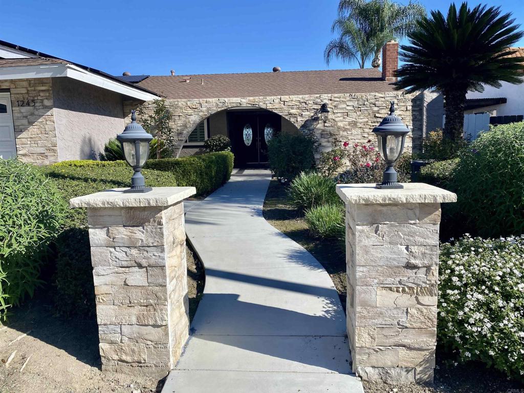 1245 Eastside Road El Cajon, CA 92020 - Photo 3 of 13