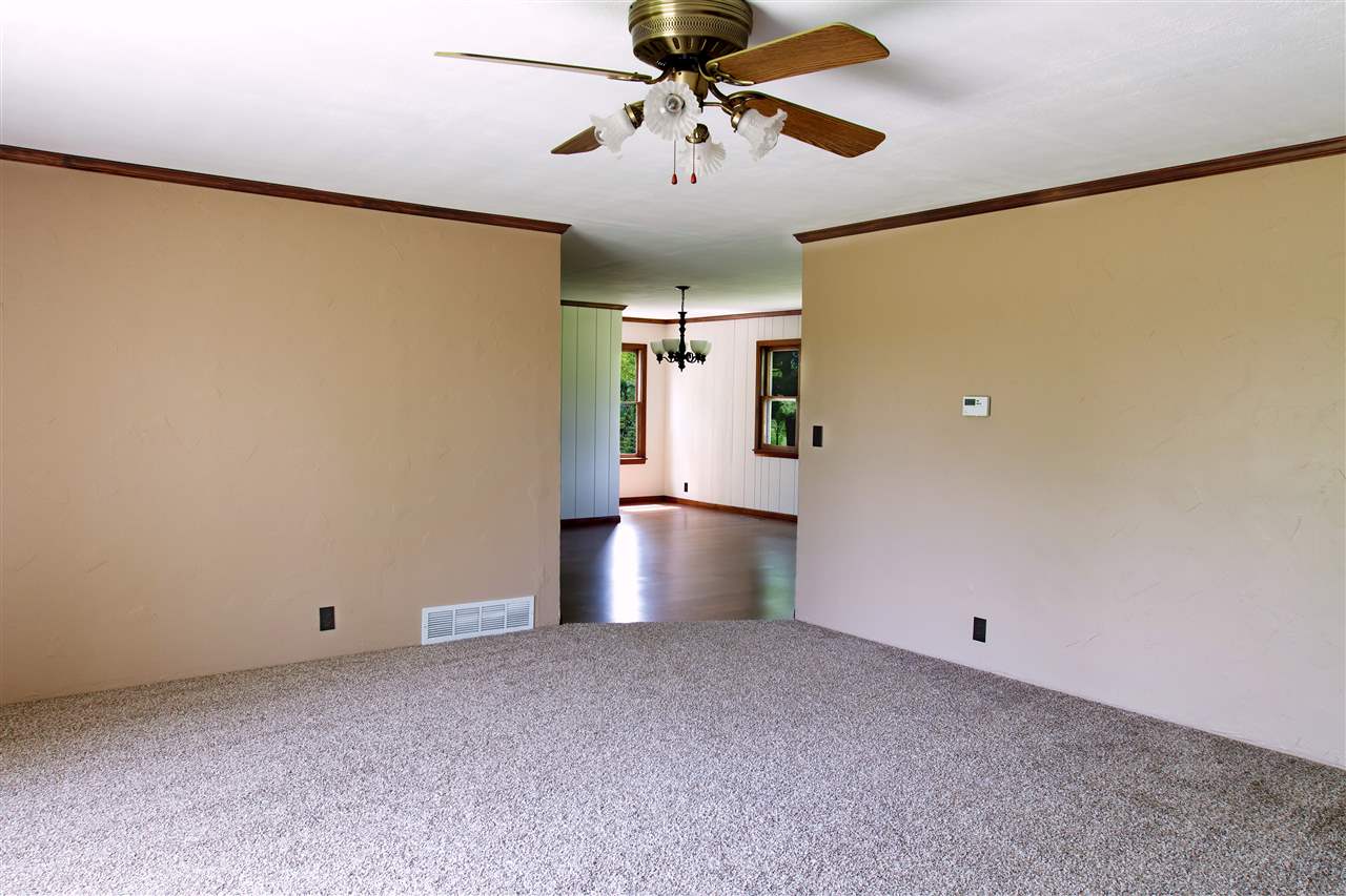 1731 South Shepherd Road Mount Pleasant, MI 48858 - Photo 11 of 29 1818150-10.JPG