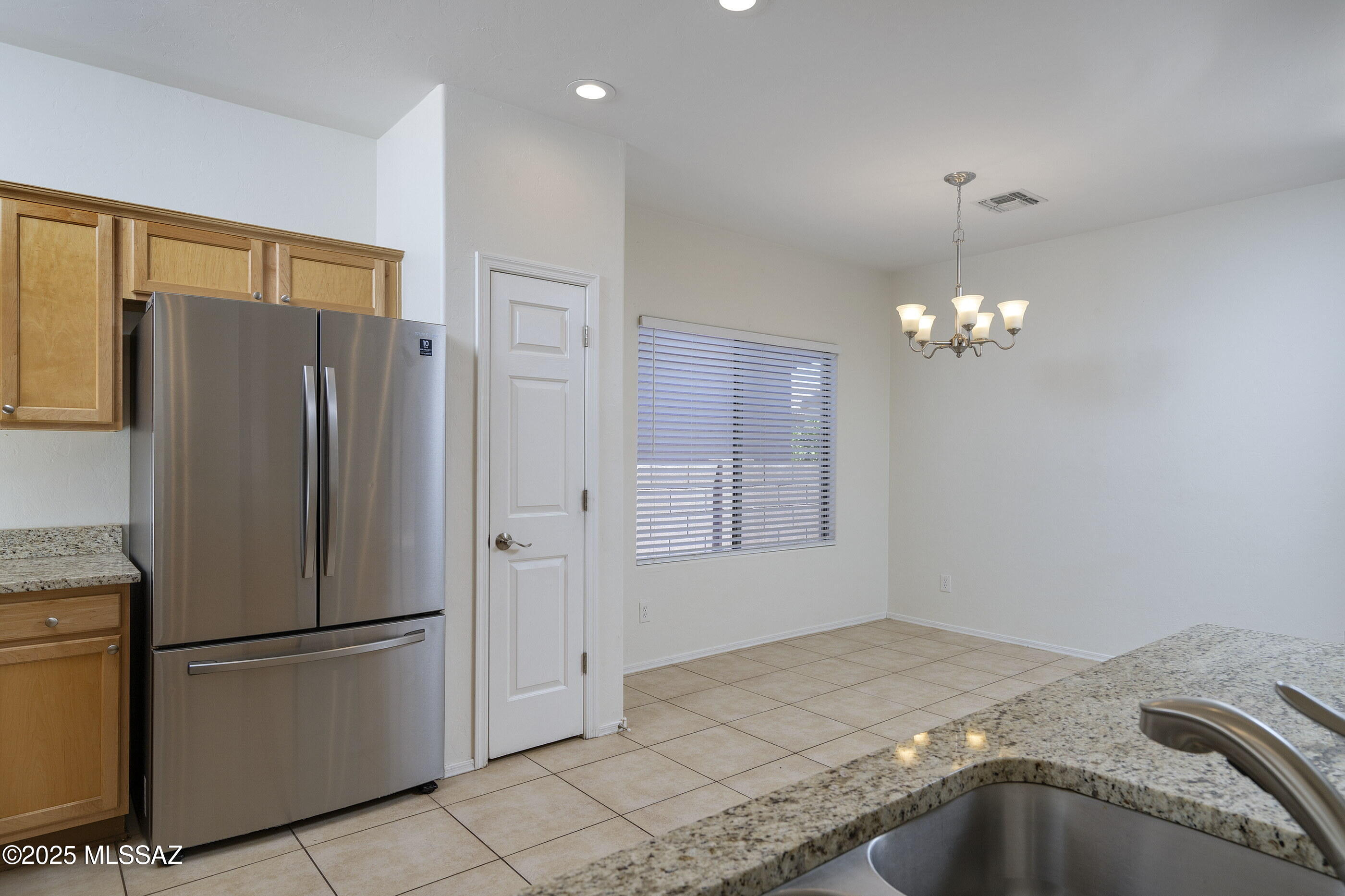 136 East Corte Rancho Colina Sahuarita, AZ 85629 - Photo 4 of 21