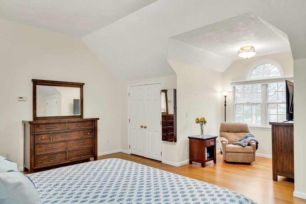 46 Holmes Street Needham, MA 02492 - Photo 18 of 36