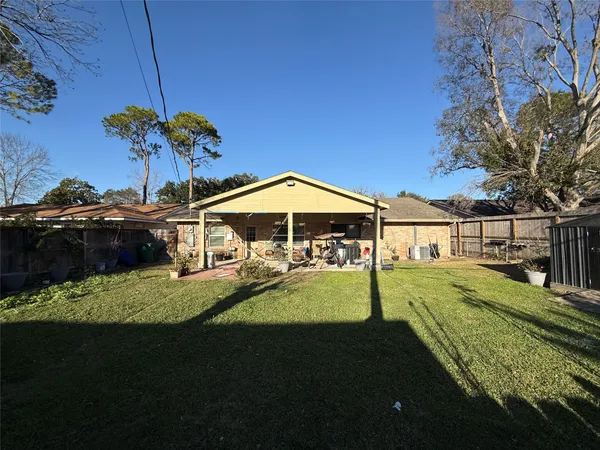 $245,900 | 8823 Shadow Crest Street, Houston, TX 77074